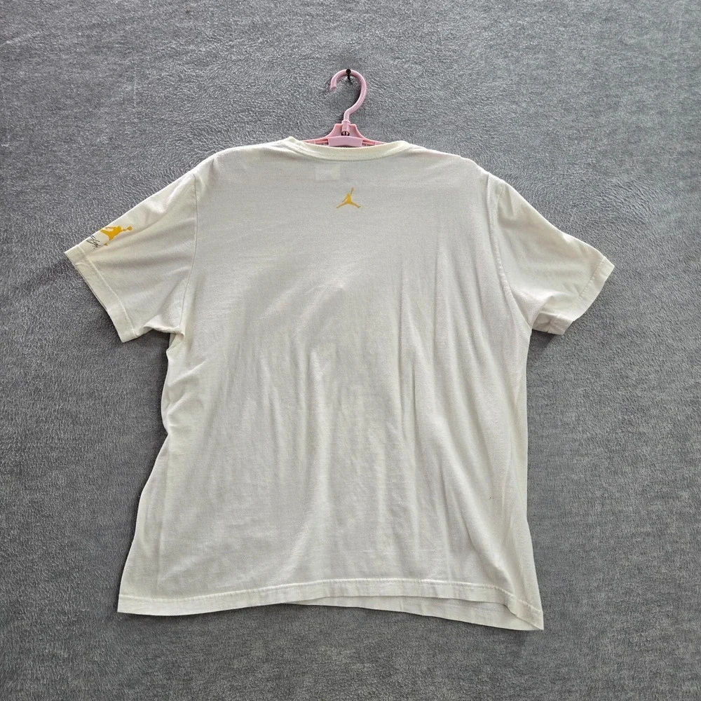 Air‎ Jordan Men Shirt Large White Death Defying Logo Crew Neck Short Sleeve Tee
